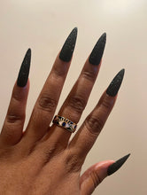 Load image into Gallery viewer, Black Magic Woman Press on Nails
